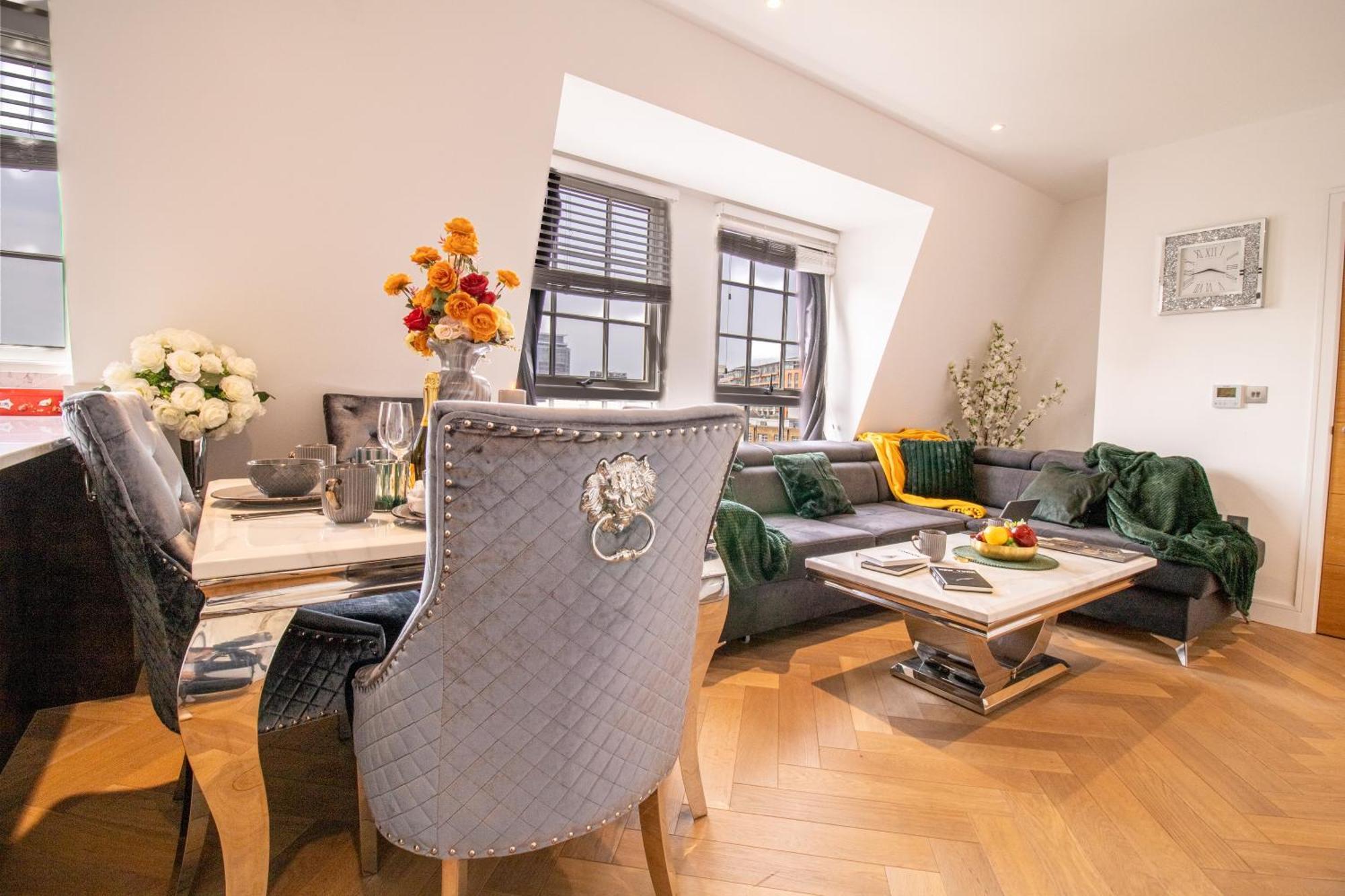 Luxurious 1-Bedroom Penthouse In Marble Arch 71 ロンドン エクステリア 写真