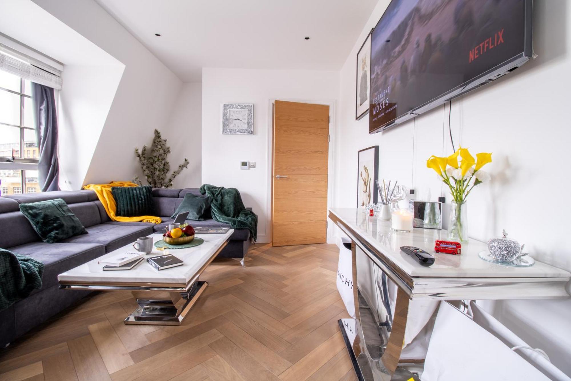 Luxurious 1-Bedroom Penthouse In Marble Arch 71 ロンドン エクステリア 写真